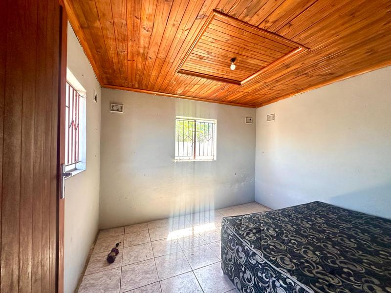 4 Bedroom Property for Sale in Umlazi KwaZulu-Natal