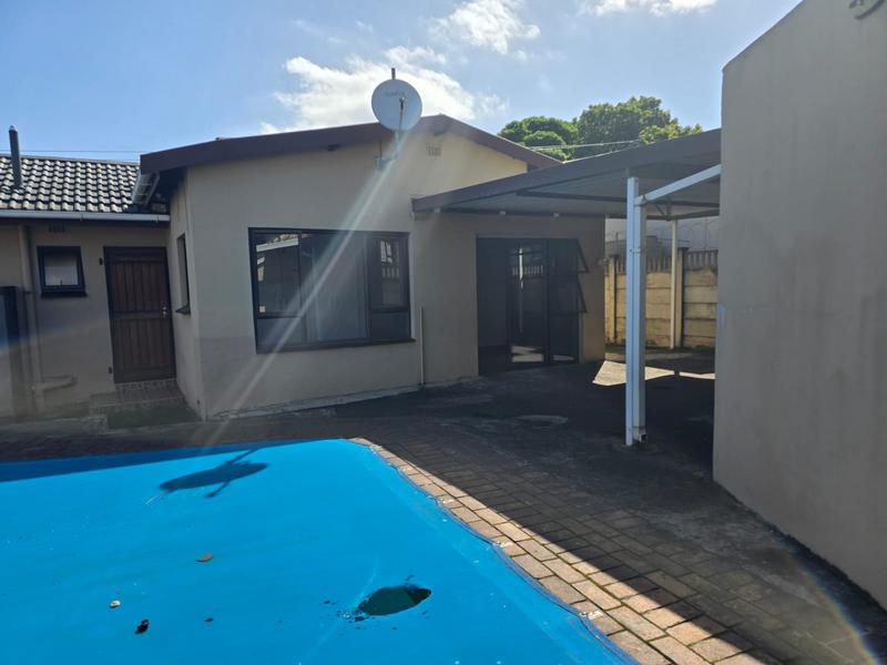 To Let 2 Bedroom Property for Rent in Burlington Heights KwaZulu-Natal