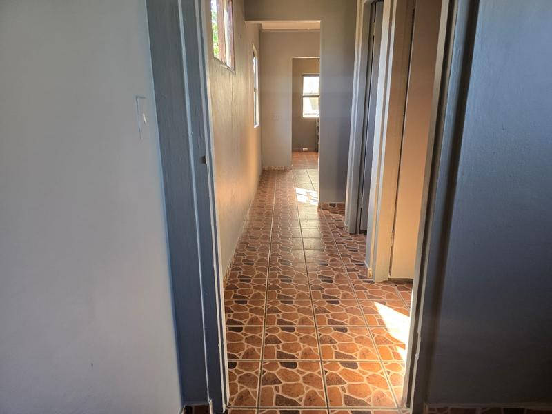 To Let 2 Bedroom Property for Rent in Burlington Heights KwaZulu-Natal