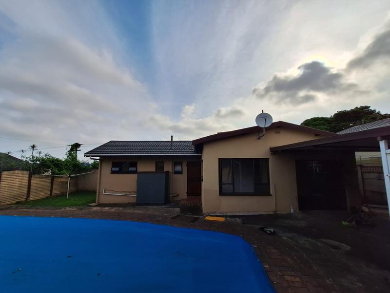 To Let 2 Bedroom Property for Rent in Burlington Heights KwaZulu-Natal