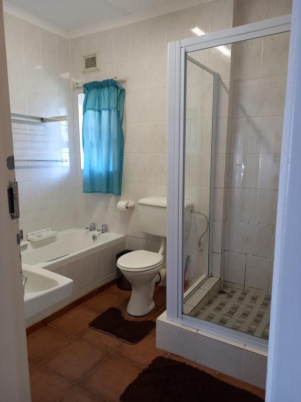 To Let 2 Bedroom Property for Rent in Margate Beach KwaZulu-Natal