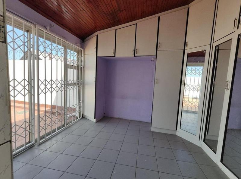 4 Bedroom Property for Sale in Shastri Park KwaZulu-Natal