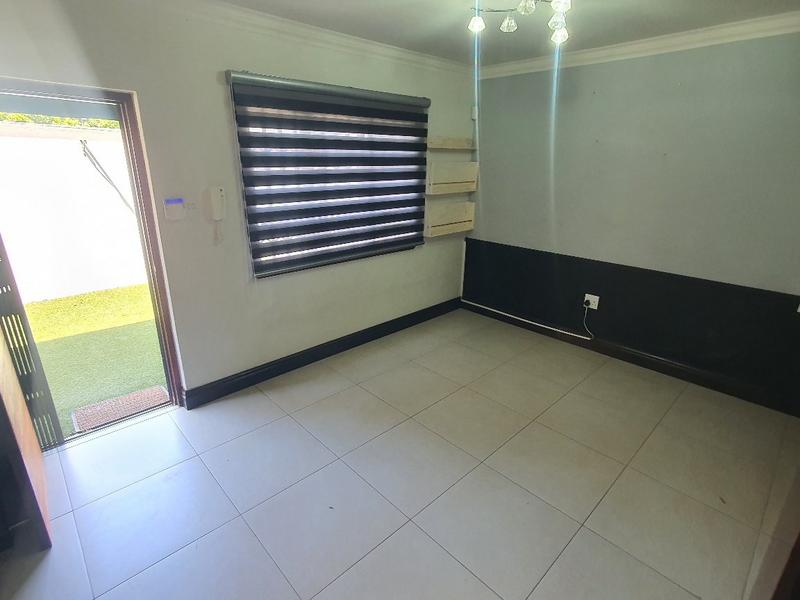 3 Bedroom Property for Sale in Sunningdale KwaZulu-Natal