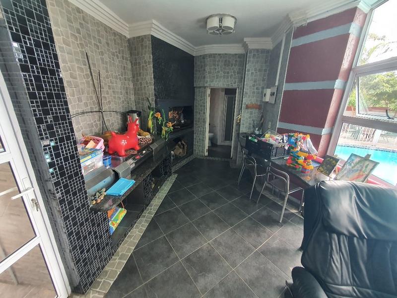 5 Bedroom Property for Sale in Umhlanga KwaZulu-Natal