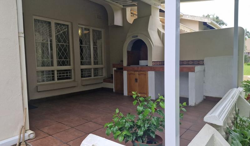 2 Bedroom Property for Sale in Uvongo KwaZulu-Natal