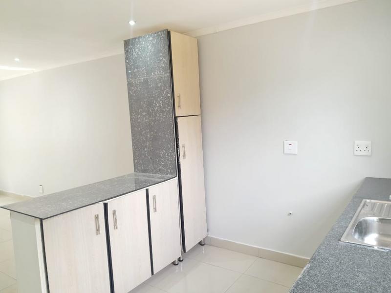 To Let 2 Bedroom Property for Rent in Malvern KwaZulu-Natal