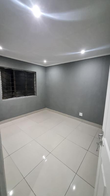 To Let 2 Bedroom Property for Rent in Malvern KwaZulu-Natal