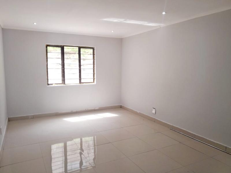 To Let 2 Bedroom Property for Rent in Malvern KwaZulu-Natal