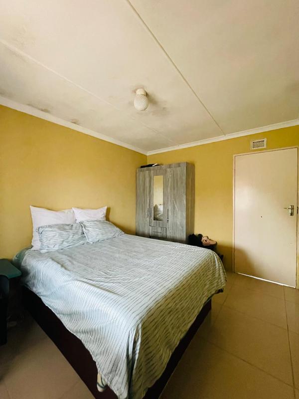 2 Bedroom Property for Sale in Birchwood Park KwaZulu-Natal