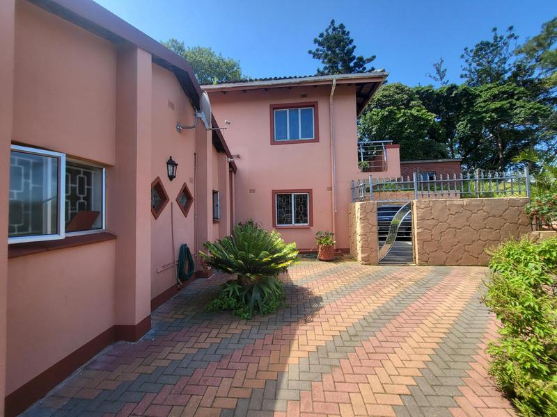 5 Bedroom Property for Sale in Lotusville KwaZulu-Natal