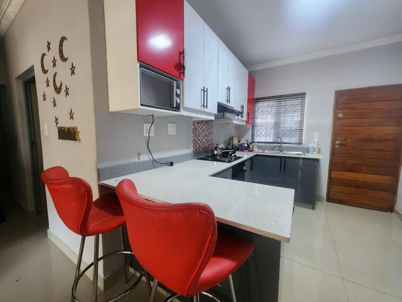 To Let 2 Bedroom Property for Rent in Morningside KwaZulu-Natal