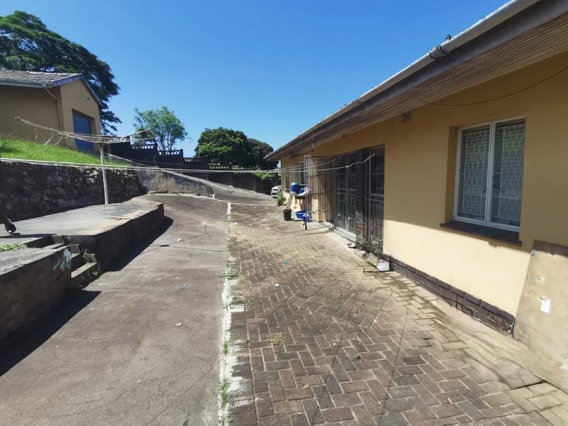 To Let 4 Bedroom Property for Rent in Reservoir Hills KwaZulu-Natal