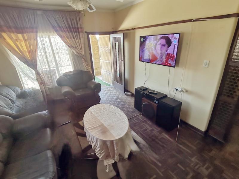 To Let 4 Bedroom Property for Rent in Reservoir Hills KwaZulu-Natal