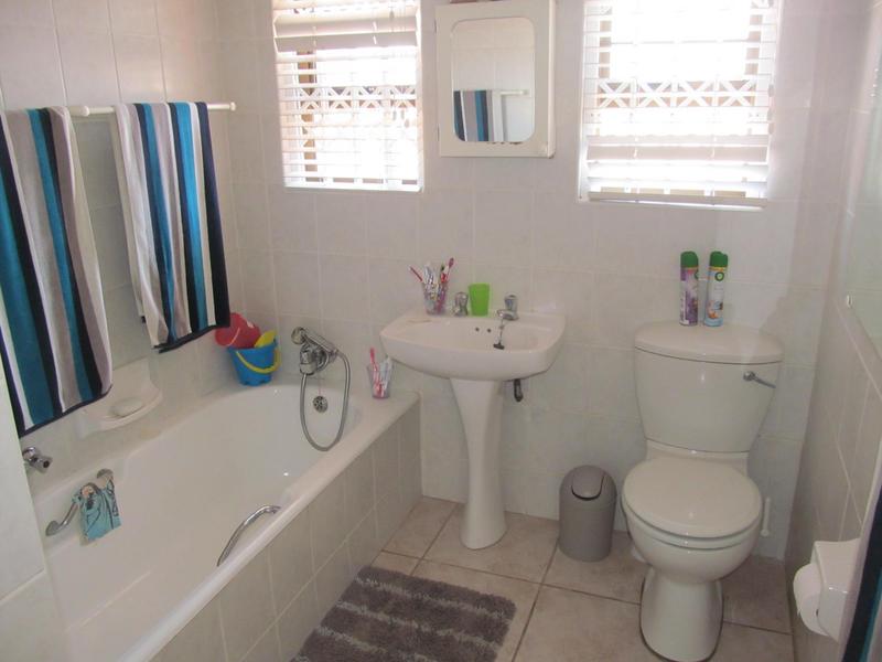 3 Bedroom Property for Sale in Shelly Beach KwaZulu-Natal