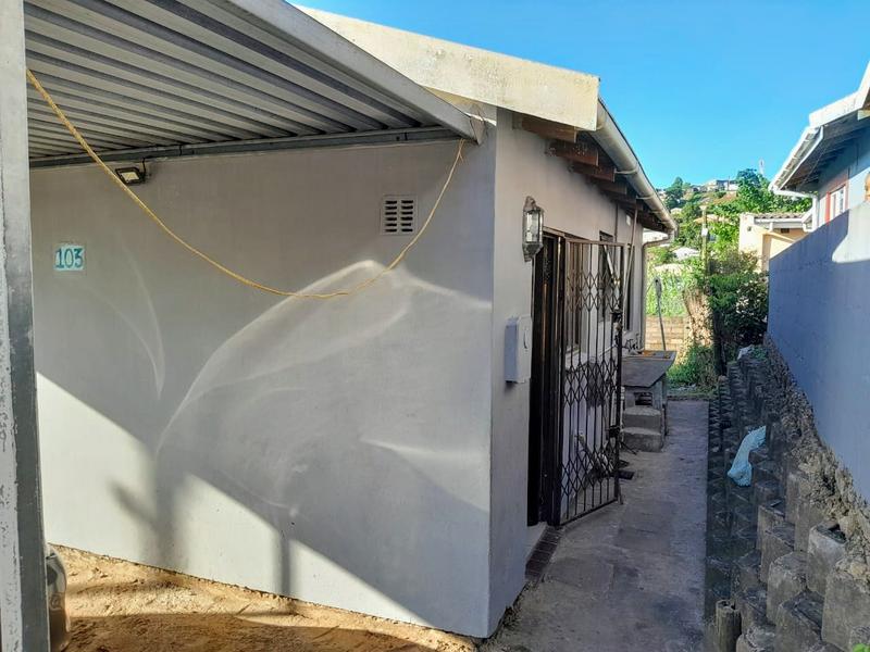 2 Bedroom Property for Sale in Newlands East KwaZulu-Natal