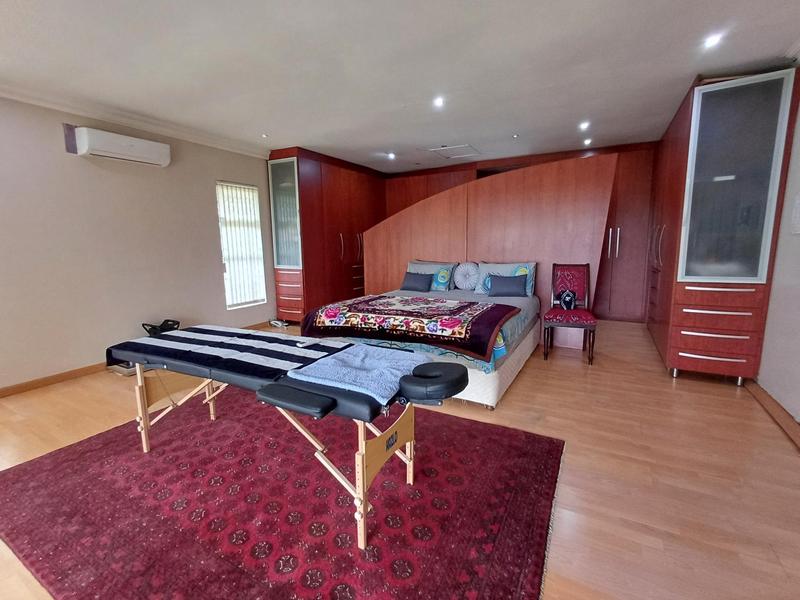 4 Bedroom Property for Sale in Morningside KwaZulu-Natal