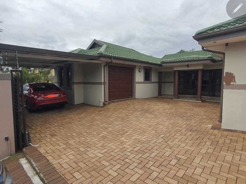 4 Bedroom Property for Sale in Somerset Park KwaZulu-Natal