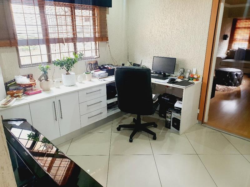 4 Bedroom Property for Sale in Somerset Park KwaZulu-Natal