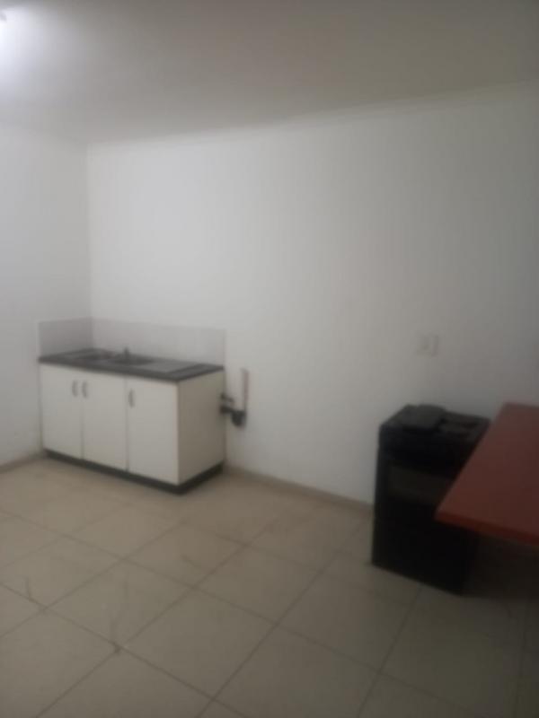 To Let 1 Bedroom Property for Rent in Overport KwaZulu-Natal