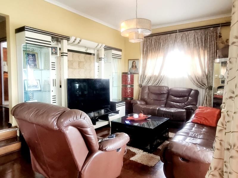 4 Bedroom Property for Sale in Montclair KwaZulu-Natal