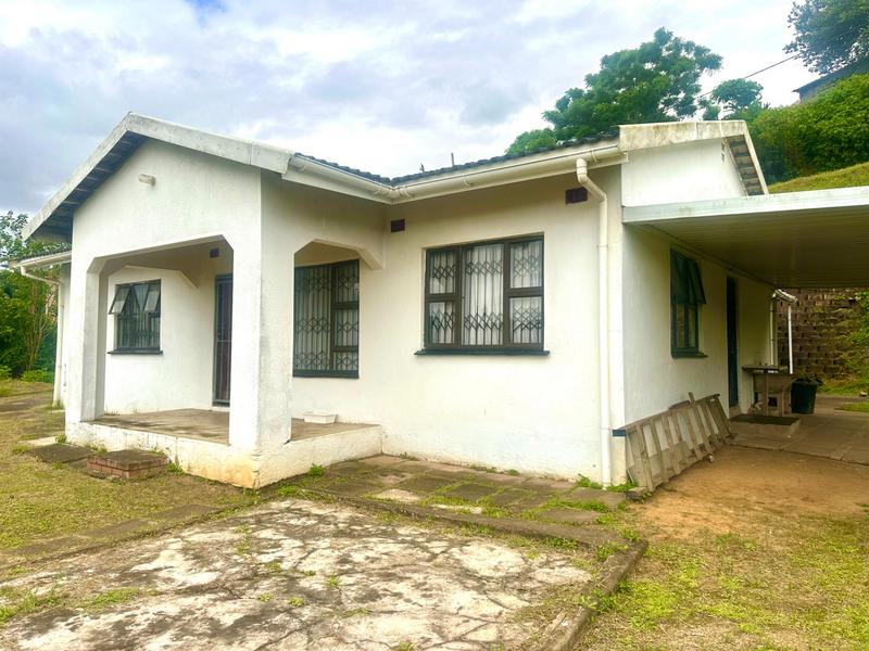 3 Bedroom Property for Sale in Umlazi KwaZulu-Natal