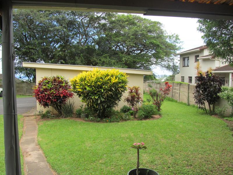 2 Bedroom Property for Sale in Umtentweni KwaZulu-Natal