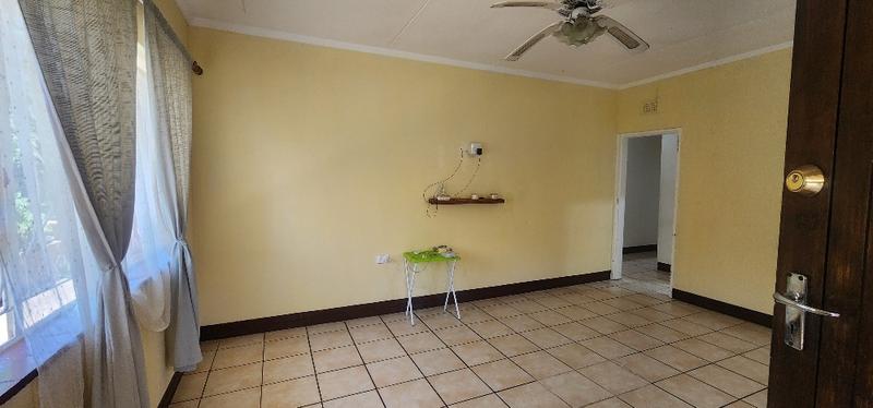 To Let 3 Bedroom Property for Rent in Saiccor Village KwaZulu-Natal