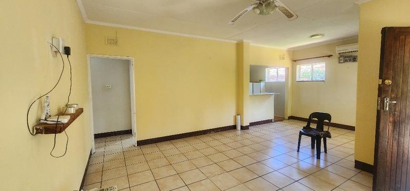 To Let 3 Bedroom Property for Rent in Saiccor Village KwaZulu-Natal