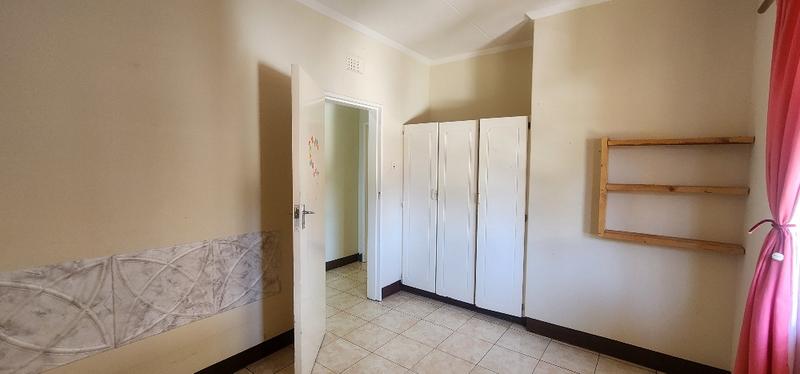 To Let 3 Bedroom Property for Rent in Saiccor Village KwaZulu-Natal