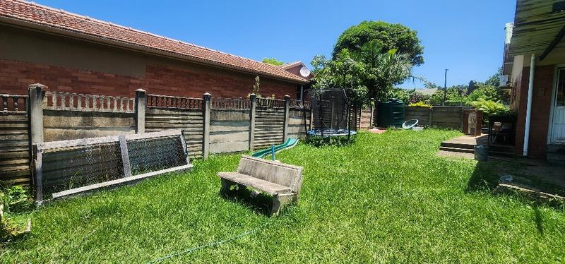 To Let 3 Bedroom Property for Rent in Saiccor Village KwaZulu-Natal