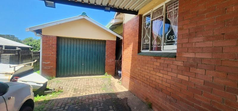 To Let 3 Bedroom Property for Rent in Saiccor Village KwaZulu-Natal