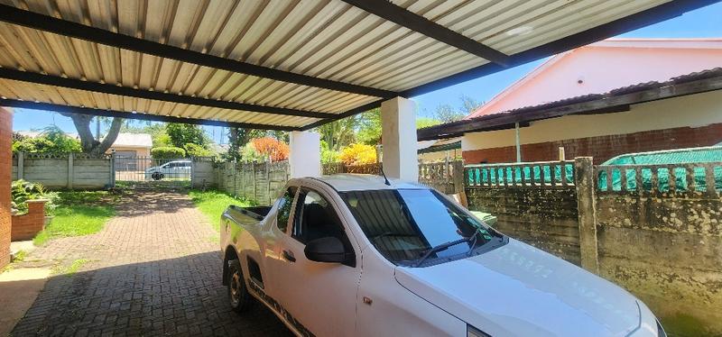 To Let 3 Bedroom Property for Rent in Saiccor Village KwaZulu-Natal