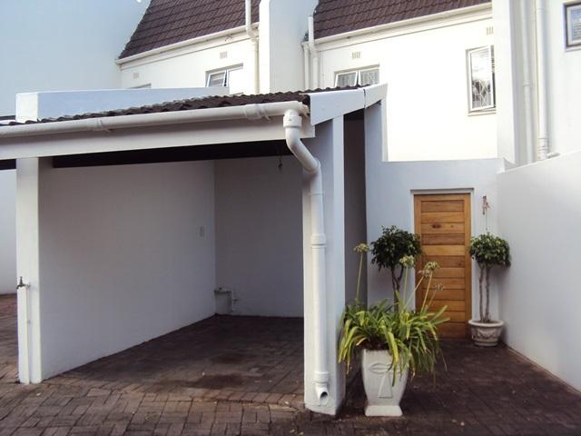 To Let 2 Bedroom Property for Rent in Umhlanga KwaZulu-Natal