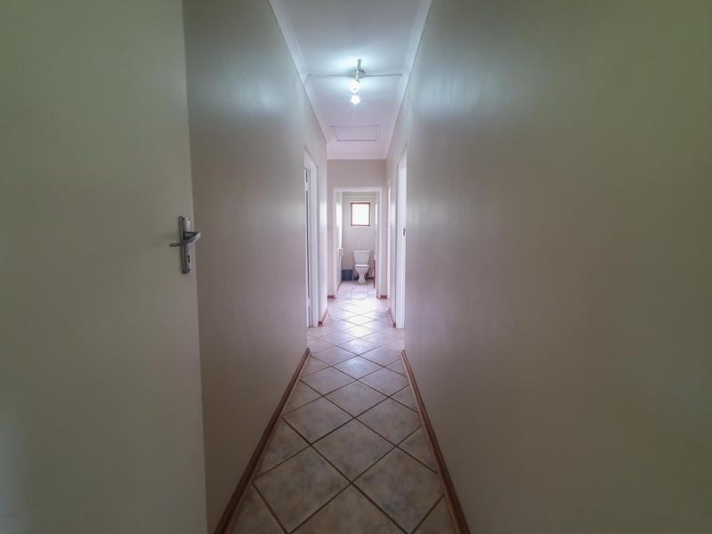 3 Bedroom Property for Sale in Himeville KwaZulu-Natal