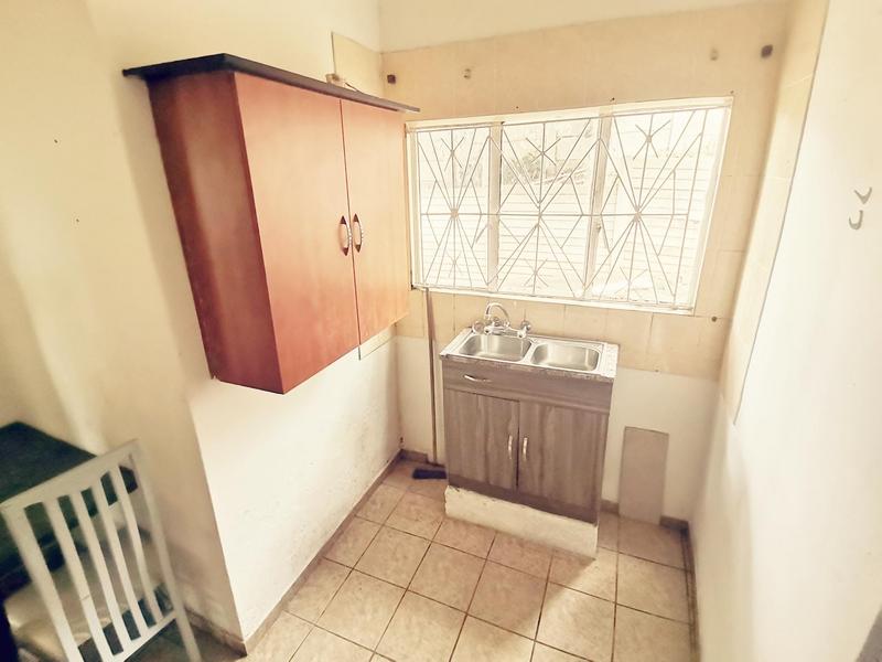 To Let 1 Bedroom Property for Rent in Westville KwaZulu-Natal