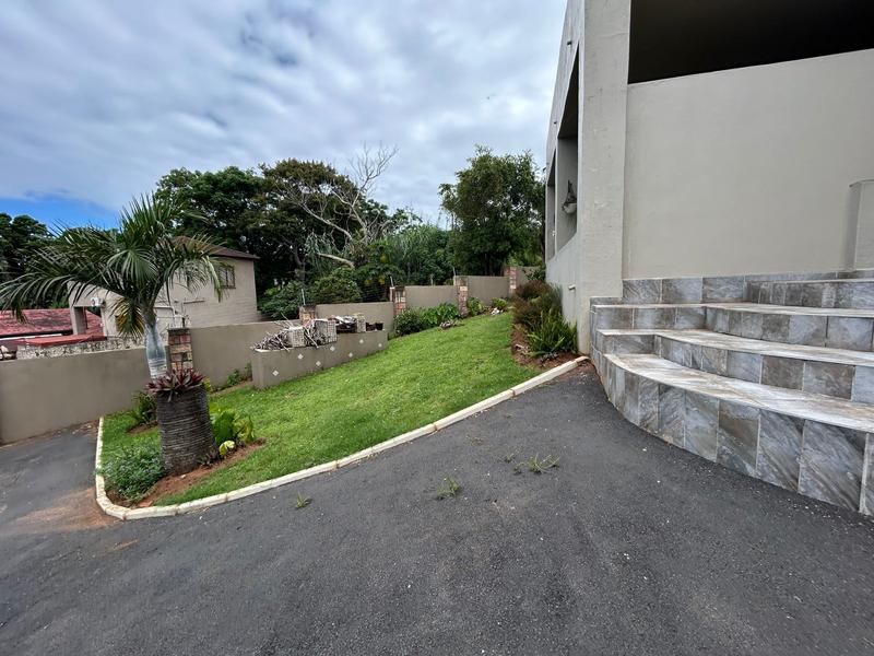 To Let 2 Bedroom Property for Rent in Margate KwaZulu-Natal