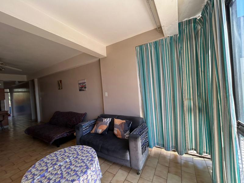 To Let 2 Bedroom Property for Rent in Margate KwaZulu-Natal