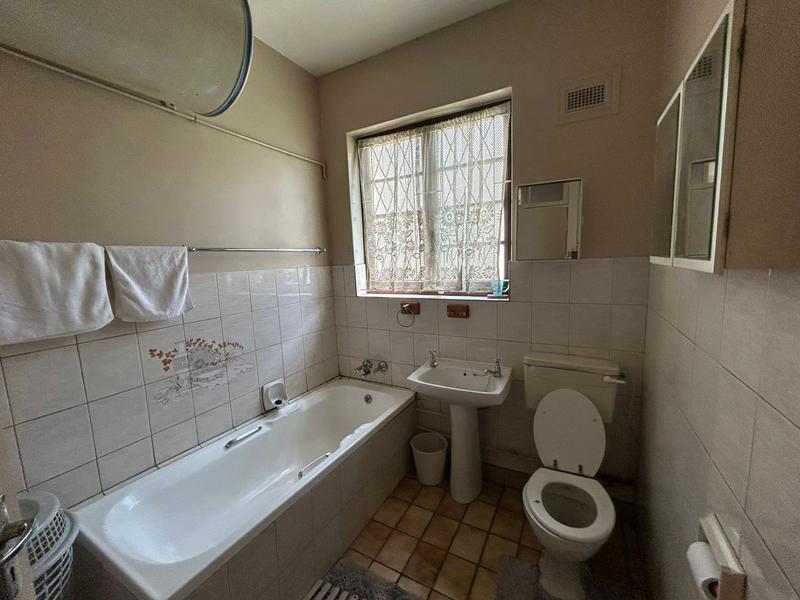 To Let 2 Bedroom Property for Rent in Margate KwaZulu-Natal