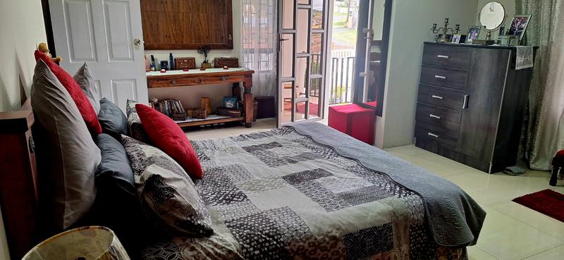 4 Bedroom Property for Sale in Havenside KwaZulu-Natal