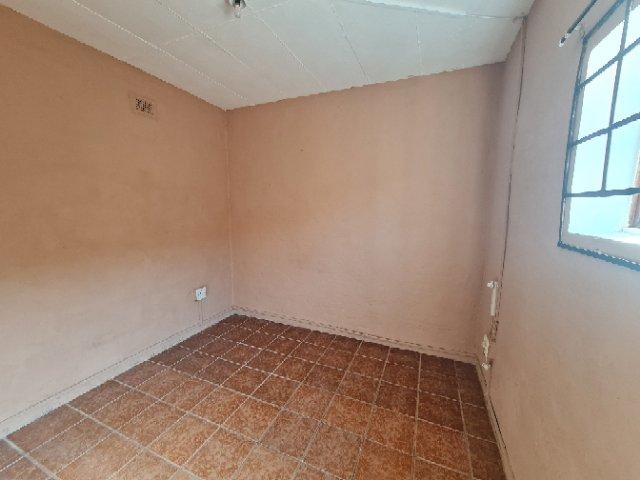 To Let 1 Bedroom Property for Rent in Malvern KwaZulu-Natal