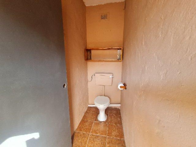 To Let 1 Bedroom Property for Rent in Malvern KwaZulu-Natal