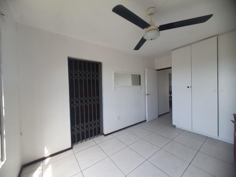 To Let 2 Bedroom Property for Rent in St Michaels On Sea KwaZulu-Natal