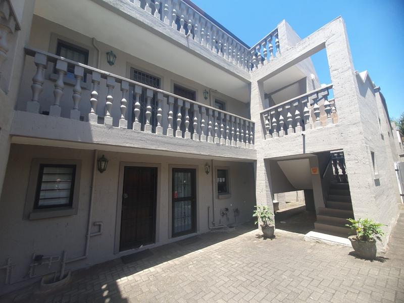 To Let 2 Bedroom Property for Rent in St Michaels On Sea KwaZulu-Natal