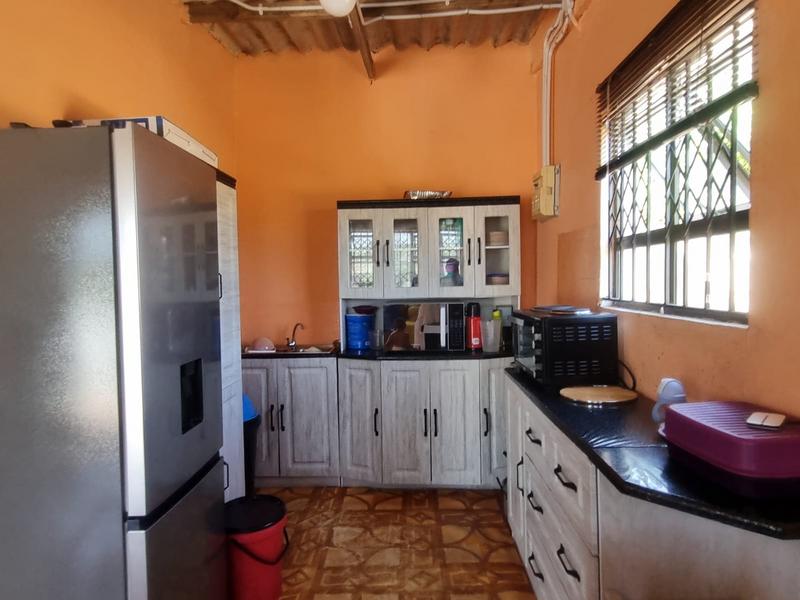 1 Bedroom Property for Sale in Umlazi KwaZulu-Natal