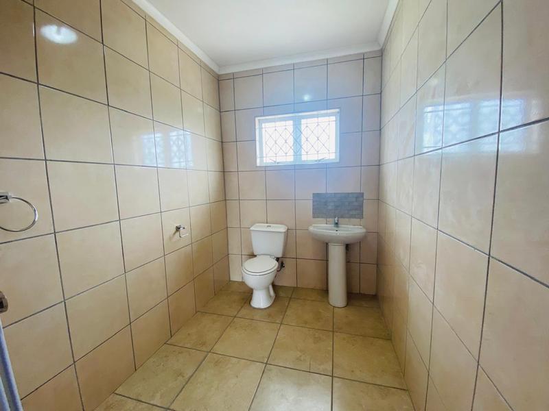 To Let 2 Bedroom Property for Rent in Escombe KwaZulu-Natal