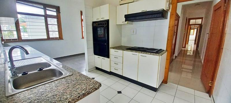 2 Bedroom Property for Sale in Glenwood KwaZulu-Natal