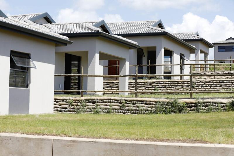 To Let 3 Bedroom Property for Rent in Shakaskraal KwaZulu-Natal