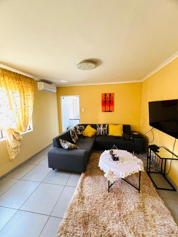 To Let 2 Bedroom Property for Rent in Morningside KwaZulu-Natal