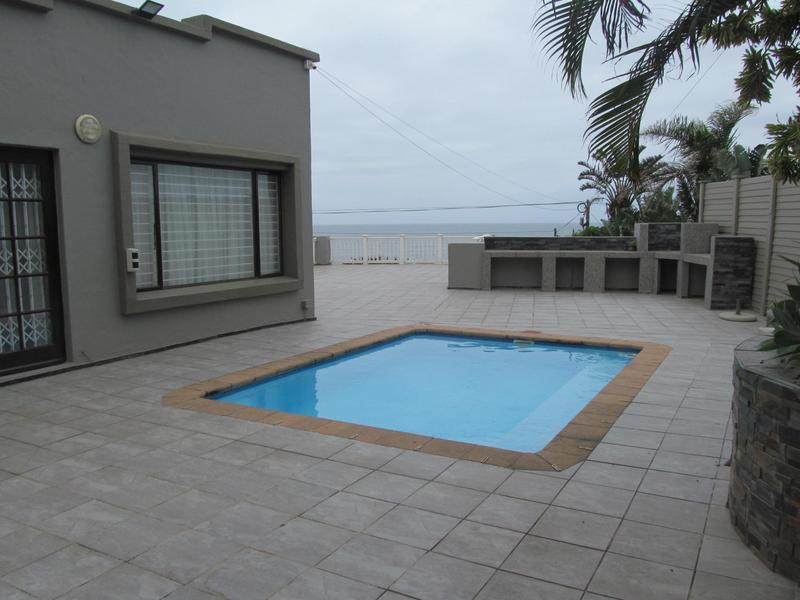 5 Bedroom Property for Sale in Uvongo KwaZulu-Natal