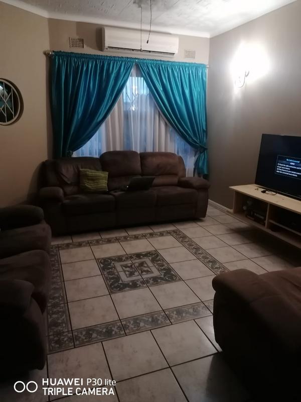 4 Bedroom Property for Sale in Brackenham KwaZulu-Natal